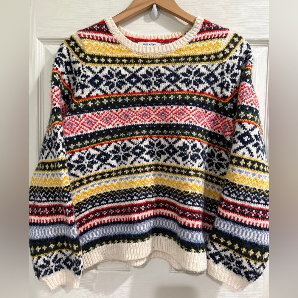 Old Navy Women's Fair Isle Sweater Red, Yellow, Blue, Apres Ski Nordic Fisherman
